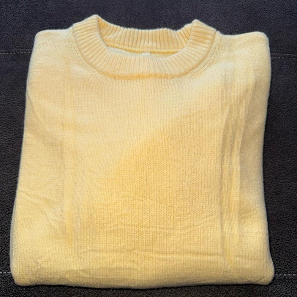 Amazon Essentials Women’s Crewneck Sweater